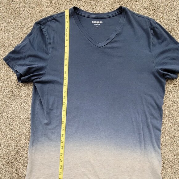 Men's Express V-Neck Blue Verigated T-shirt Large Soft - Picture 6 of 8